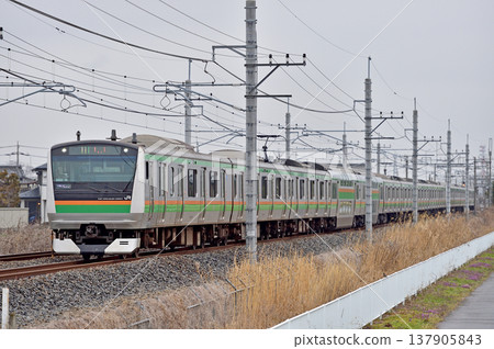 Tohoku Main Line, Kurihashi - Higashi-Washinomiya, JR East, E233 series 3000 series, U622 formation (Oyama) 137905843