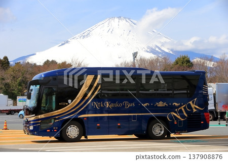 Mount Fuji and a tour bus Mount Fuji and a tour bus 137908876