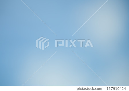 以深淺不一的淺藍色為主色調的簡單背景。 137910424