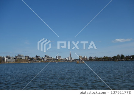 Senba Lake 137911778