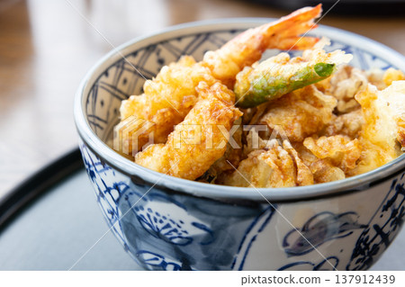 Delicious bowl of rice 137912439