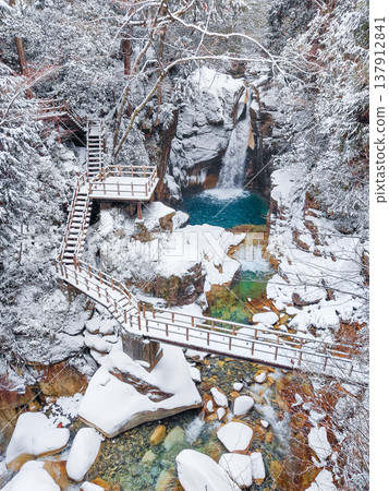 Yumori Valley (winter): Ryujin Falls Yumori Valley (winter): Ryujin Falls 137912841