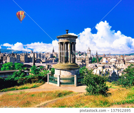 愛丁堡卡爾頓山的壯麗景色 137912895