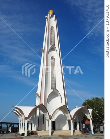 Malacca Floating Mosque 137913410