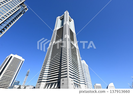橫濱港未來21號及秋景 橫濱港未來21號及秋景 137913660