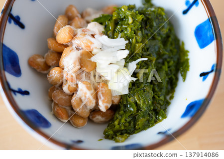 Gibasa natto (before mixing) Gibasa natto (before mixing) 137914086