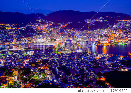世界三大夜景之一(長崎縣鍋館村山) 世界三大夜景之一(長崎縣鍋館村山) 137914221