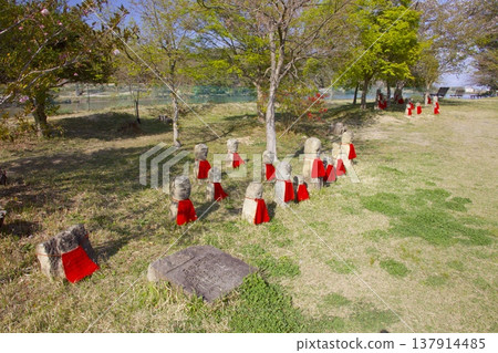 Jizo statues from the "Five Hundred Stone Buddhas" at the Hyogo Prefectural Flower Center 137914485