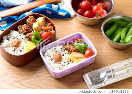 Lunch boxes for children and adults 137915352