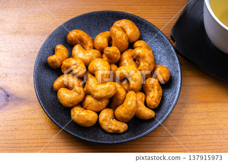 Cashew nut snack Cashew nut snack 137915973