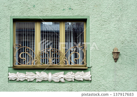 Rectangular window with bas-relief. 137917683