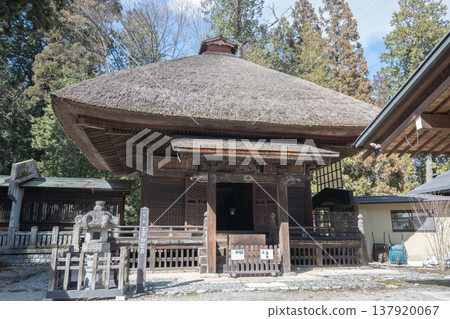 Snapshot of a shrine grounds, Nagano Prefecture Snapshot of a shrine grounds, Nagano Prefecture 137920067