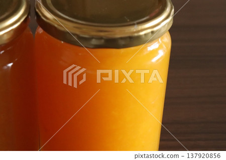 Summer orange jam (close-up) 137920856