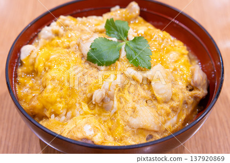 美味的親子丼 美味的親子丼 137920869