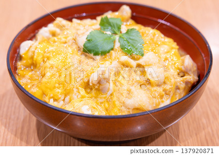 美味的親子丼 137920871