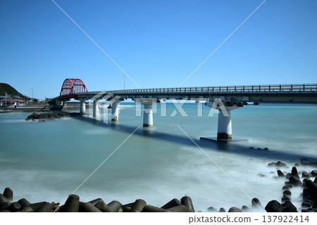 Koza Ohashi Bridge [Kushimoto Town, Higashimuro District, Wakayama Prefecture] 137922414