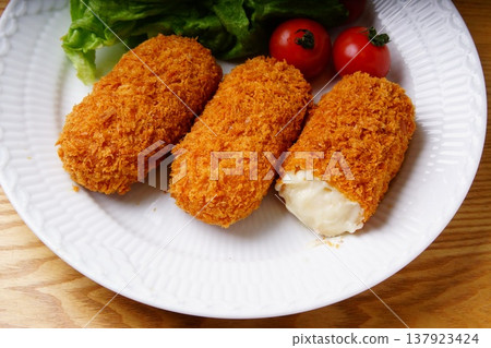 Crab cream croquette Crab cream croquette 137923424