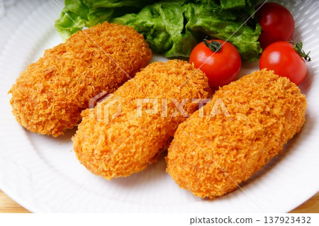 Crab cream croquette Crab cream croquette 137923432