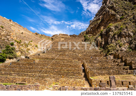 Panoramic view of the Inca fortress site Ollantaytambo in Peru Panoramic view of the Inca fortress site Ollantaytambo in Peru 137925541