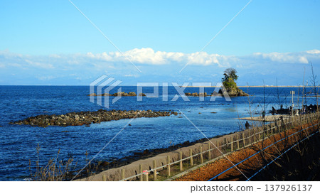 Springtime views of Amaharashi Coast and the Himi Line Springtime views of Amaharashi Coast and the Himi Line 137926137