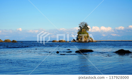 Spring rainy beach 137928000