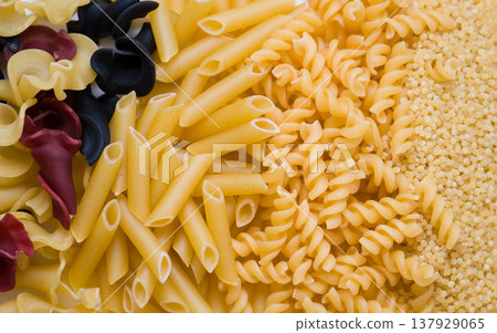 Product macaroni Product macaroni 137929065