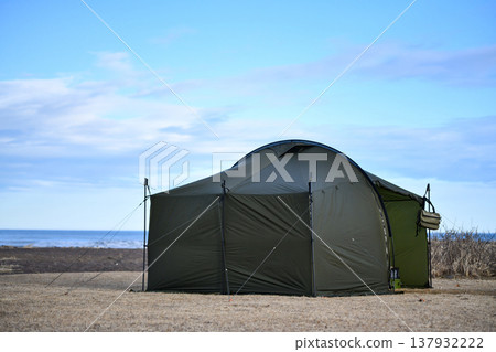 Tents set up on the beach Tents set up on the beach 137932222