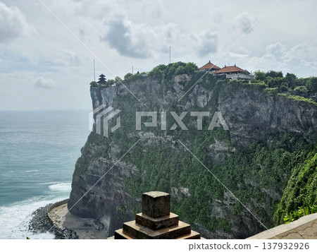 Bali Uluwatu Temple 137932926