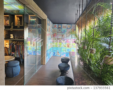 峇裡島水明漾咖啡館 137933561