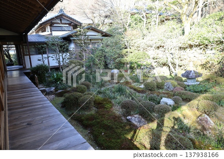 A view of the grounds of Sanzen-in Temple in Ohara, Kyoto City. A view of the grounds of Sanzen-in Temple in Ohara, Kyoto City. 137938166