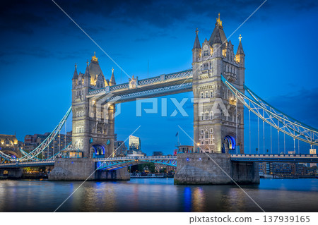 Tower Bridge London at Blue Hour with City Lights Tower Bridge London at Blue Hour with City Lights 137939165