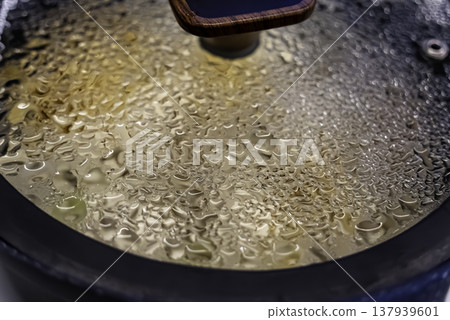 Boiling pot Boiling pot 137939601