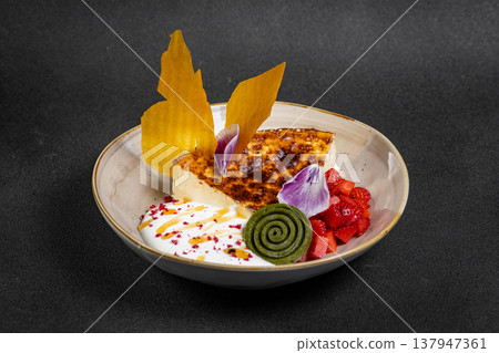 Basque Cheese Cake , Basque Cheese Cake Mix Crumble. 137947361