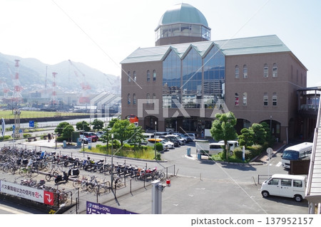 吳市中央碼頭大樓的景色 137952157