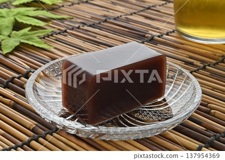 Yokan Yokan 137954369
