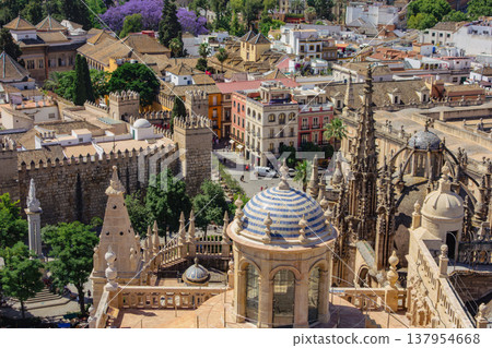 Streetscape of Granada, Spain Streetscape of Granada, Spain 137954668
