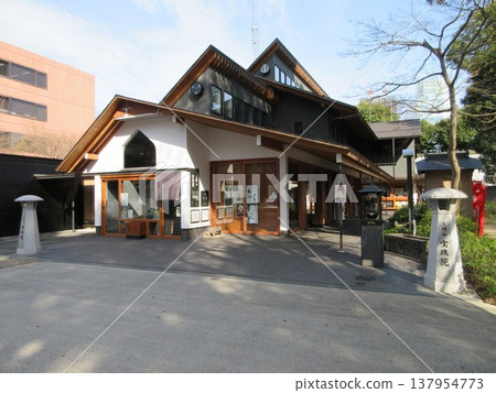 以禦朱印(寺廟印章)聞名的寶珠院位於東京港區! 以禦朱印(寺廟印章)聞名的寶珠院位於東京港區! 137954773