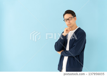 中年男子肖像畫－我遇到了困難。 137956035