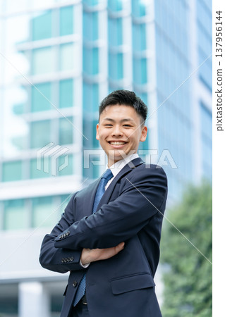 Young male business portrait Young male business portrait 137956144