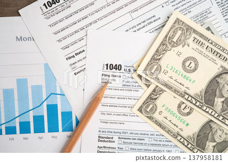 Tax form 1040 U.S. Individual Income Tax Return, business finance. Tax form 1040 U.S. Individual Income Tax Return, business finance. 137958181