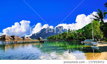 塔希提島波拉波拉島的壯麗景色 塔希提島波拉波拉島的壯麗景色 137959452