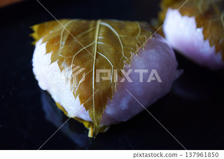 Sakuramochi (Kansai style) 01 137961850