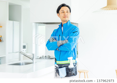 House cleaning House cleaning 137962973