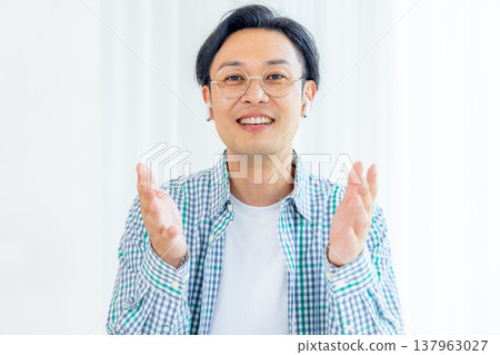 Men having a remote meeting Men having a remote meeting 137963027