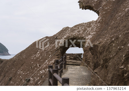 Mie Prefecture: Onigajo Walking Trail [World Heritage Site, Nationally Designated Scenic Spot, 100 Scenic Views of Japan] Kumano City 137963214