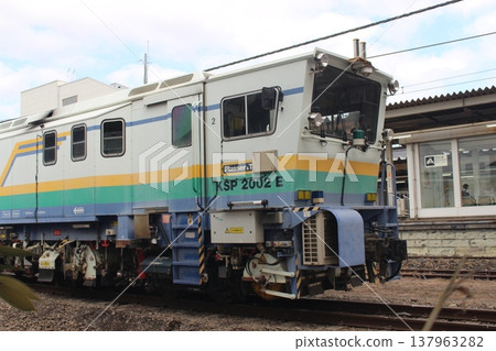 Track maintenance vehicles 137963282