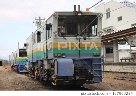 Track maintenance vehicles Track maintenance vehicles 137963284