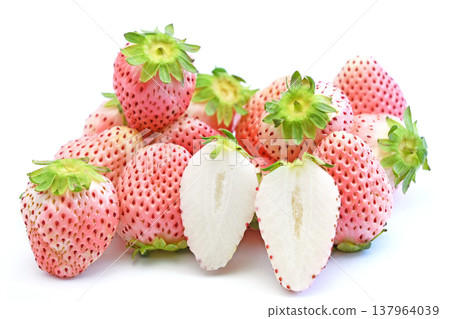 草莓（珍珠白） 137964039