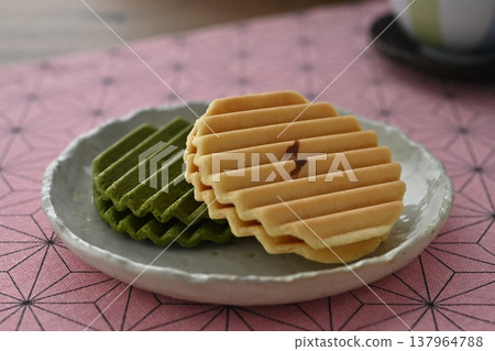 Fukuto Rice Crackers Fukuto Rice Crackers 137964788