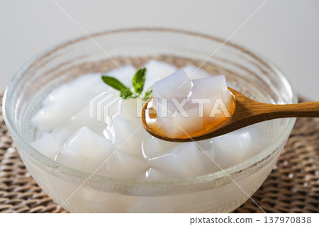 Nata de Coco Nata de Coco 137970838
